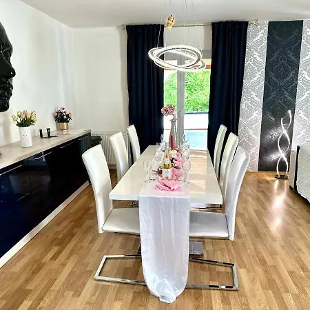 Villa 126 Maslovice